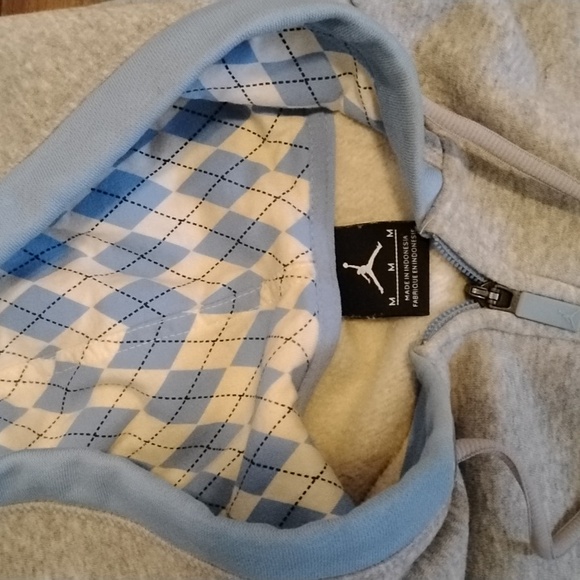 Nike - UNC - tar heels hoodie - jordan - Picture 3 of 4